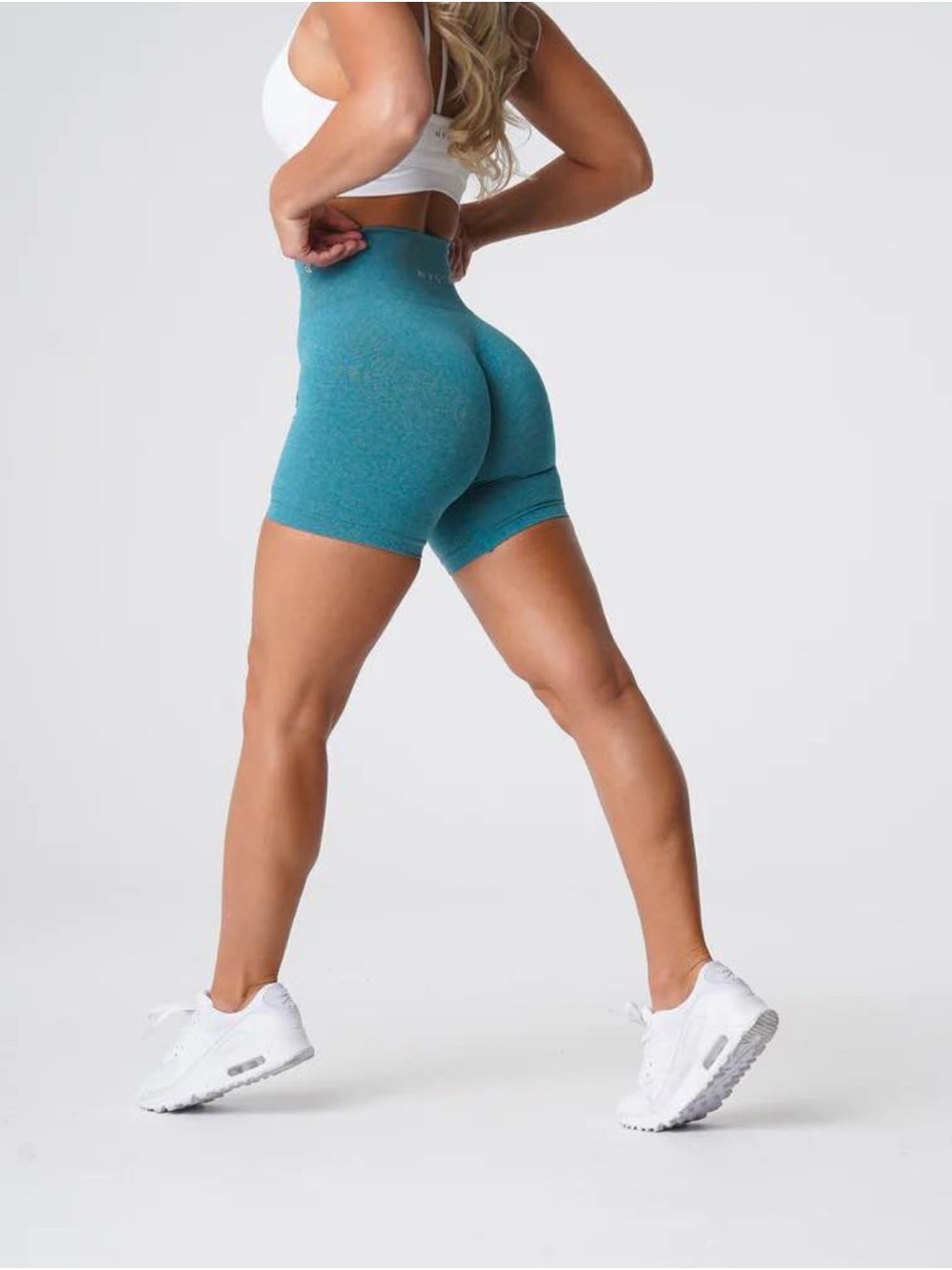 NVGTN High-Rise Seamless Bike Shorts in Teal Blue